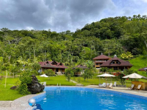 Mercedes Lodge